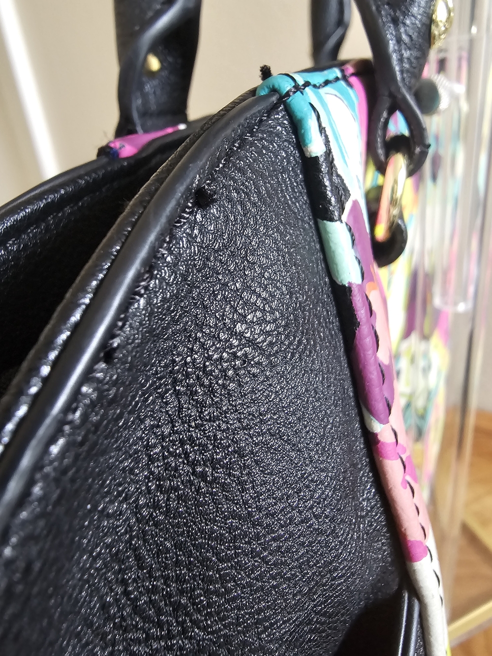 Betsey Johnson Black Trim Floral Shoulder Bag - Picture 7 of 12
